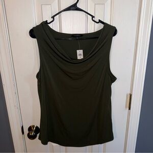 Banana Republic Olive Green Sleeveless Scoop Neck Tank